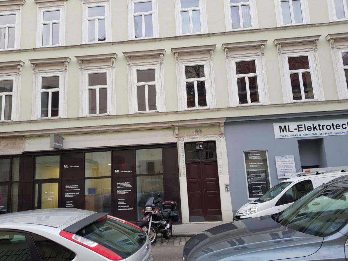 Schloessel 26/16 Wien
